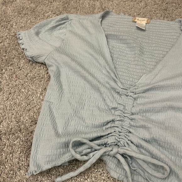 Blue Altar’d State Blouse - Picture 3 of 3